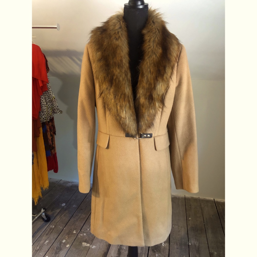 BRAND NEW! Ivanka Trump Fur Collar Trench Coat